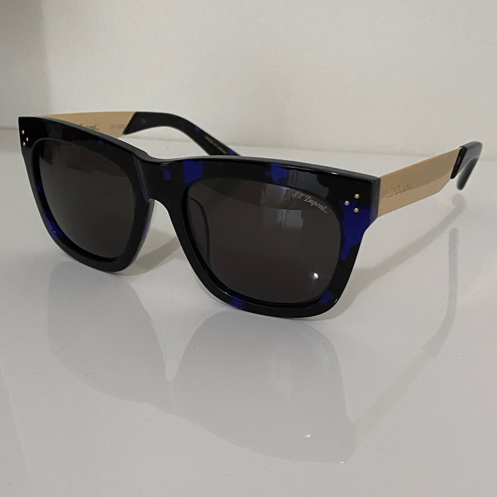 S.T. Dupont authentic sunglasses, new and perfect condition.